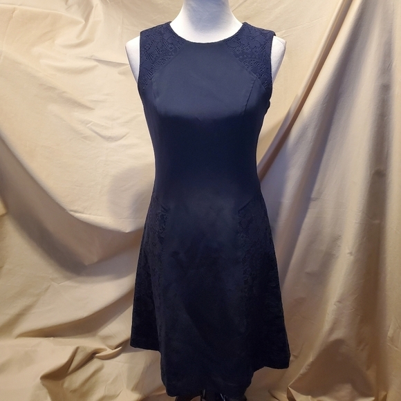 Adrianna Papell Dresses & Skirts - Adrianna Papell Blue Lace Overlay Dress SZ 4